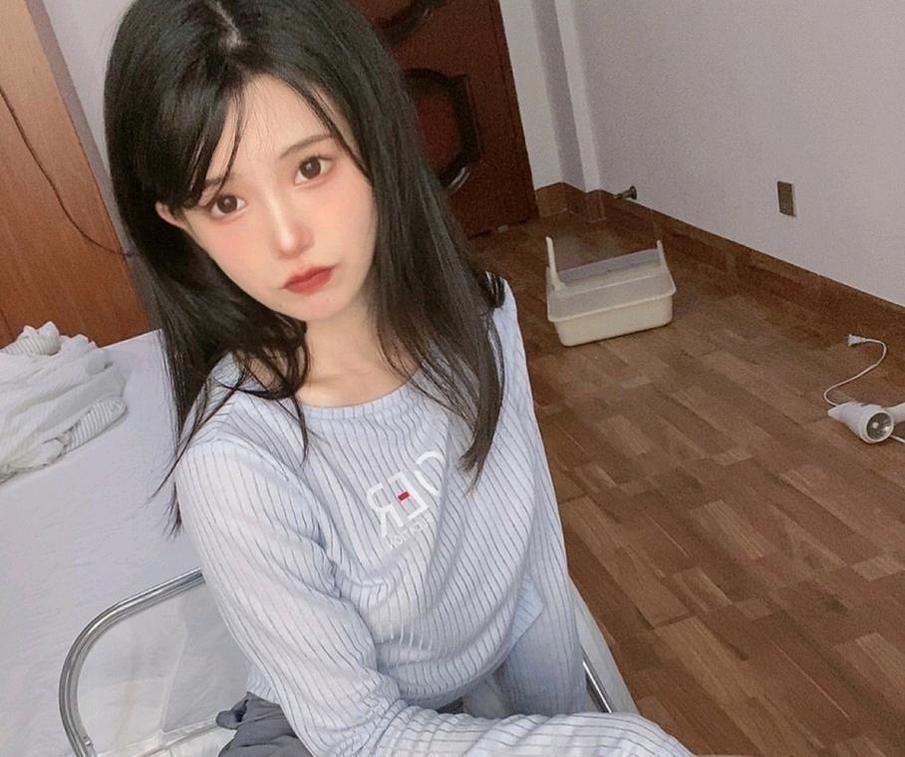 倦倦喵个人资料：猫女战士cos作品，分享美图 图1
