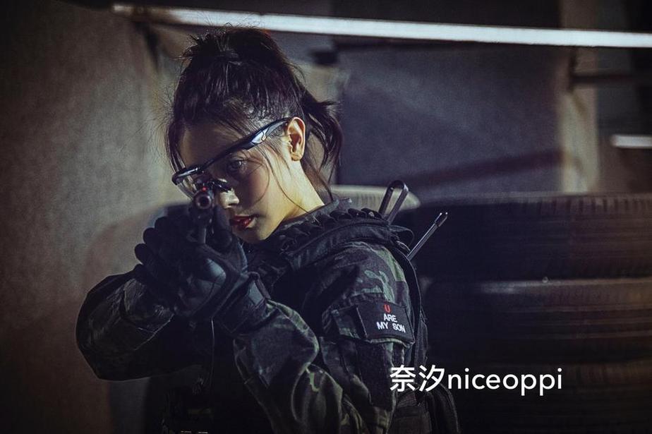 不要怂，让20斤的奈汐酱nice带你进入coser的世界 图1