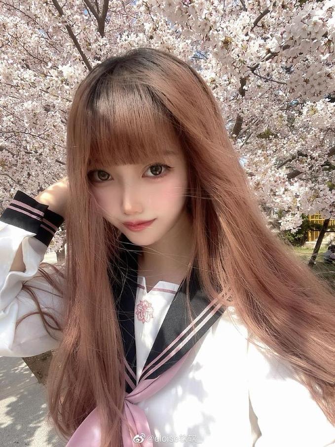 经典的“Eloise软软雷姆”图片，革新cosplay风格 图1