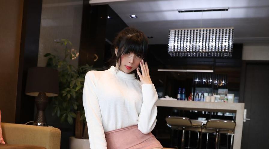 鹿野希微博为什么不更新了，最新cos作品图片来袭 图1