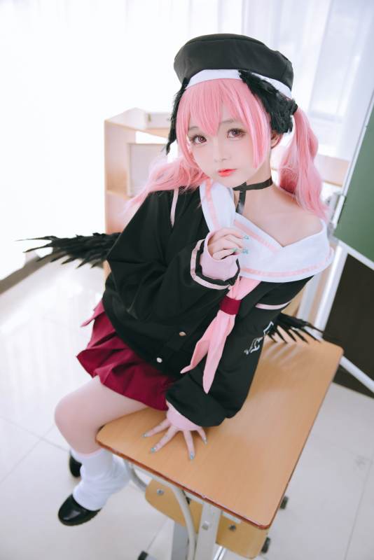 日奈娇下江小春