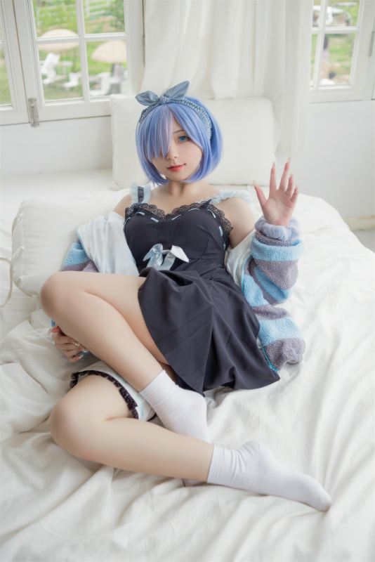 花铃Hana蕾姆居家服