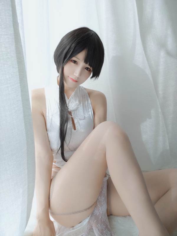 小仓千代w旗袍