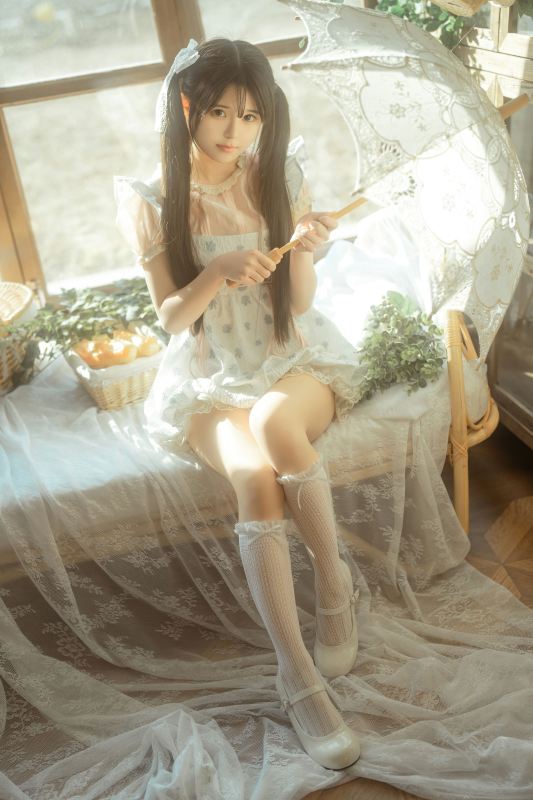 rua阮阮花房 小裙子