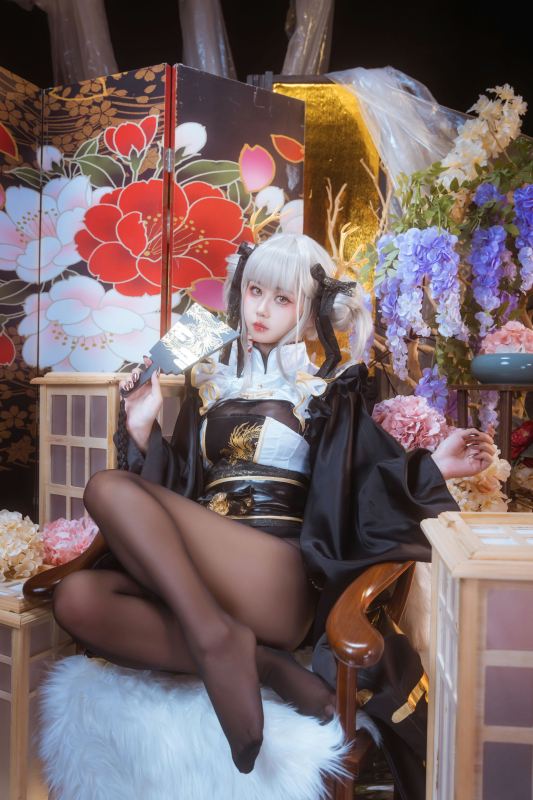 萌芽儿o0白兔和服