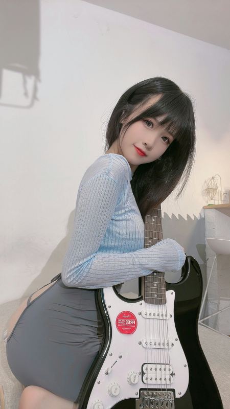 miko酱ww温泉 吉他妹妹
