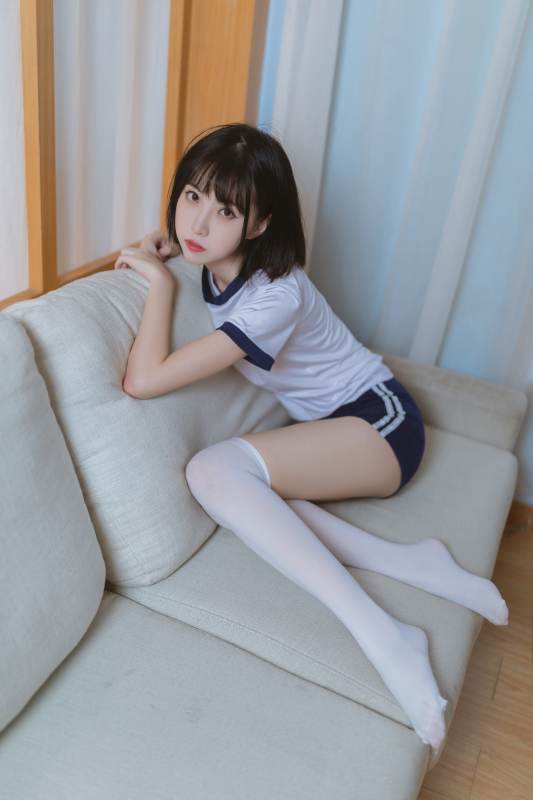 许岚LAN放学回家