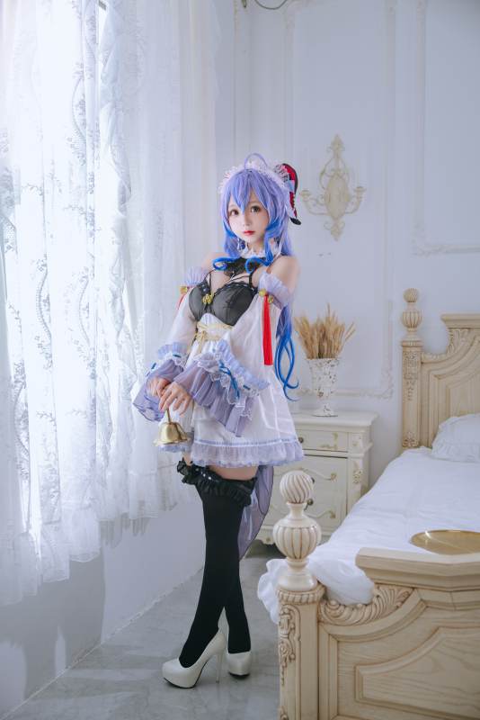 日奈娇甘雨女仆