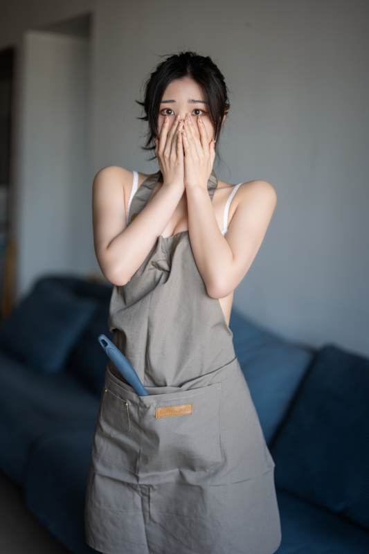 汪知子围裙