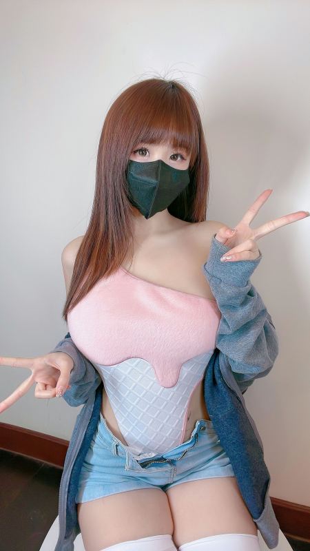 miko酱ww自拍系列 mikoの白丝03